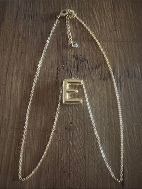 Gold Letter 'E' Pendant Necklace - Women Jewelry 16’ chain.